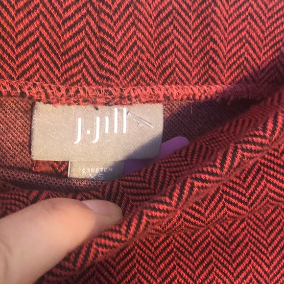 J. Jill Women's Red Chevron Stretch Skirt - Picture 4 of 8